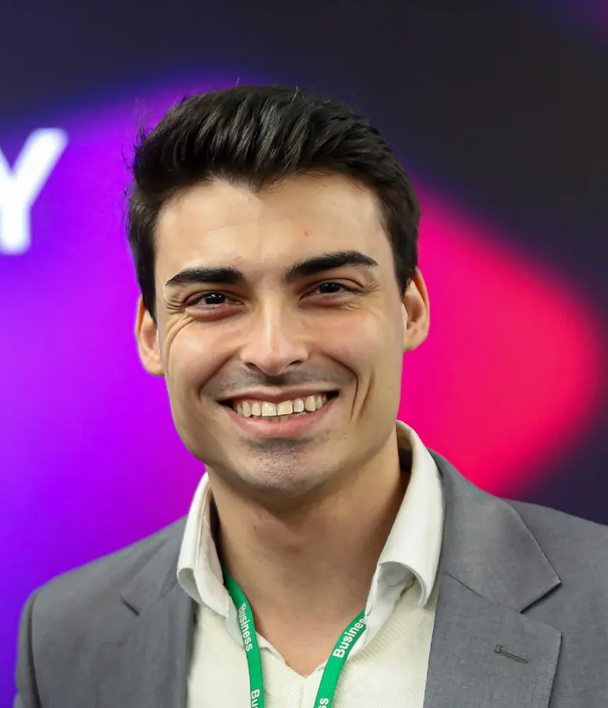 Retrato de Marcus Plaisant sorrindo